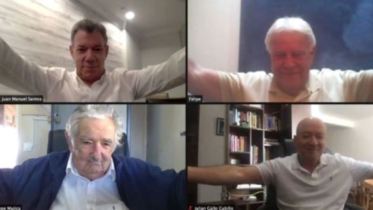 Pepe Mujica, Juan Manuel Santos y Felipe González hablaron sobre la implementación del Acuerdo de Paz