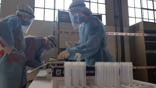 11 fallecidos por coronavirus y menos de mil contagios este domingo en Córdoba