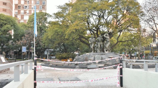 Robaron las rejas del monumento a los Héroes de Malvinas