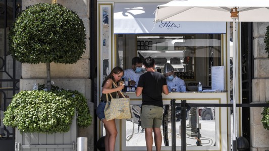 El anuncio de nuevas restricciones disparó la campaña de vacunación:un millón de personas se anotaron