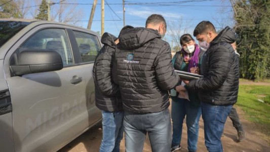 Más de 140 personas que regresaron al país fueron denunciadas por violar la cuarentena