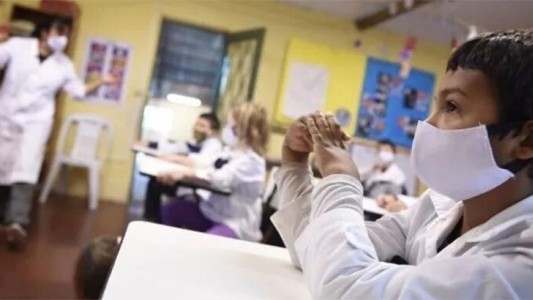 El adjunto de UEPC apoya descuentos a estatales que no se vacunen