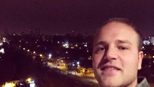 Mendoza: asesinaron a un periodista que fue a comprar dólares para irse del país con su novia