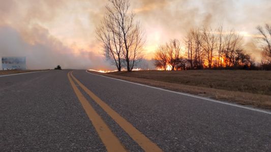 Dos detenidos por iniciar un incendio de pastizales en Malagueño