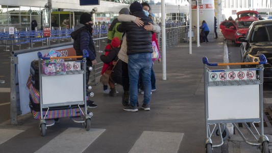 El Gobierno habilitará vuelos especiales para repatriar a argentinos varados en el exterior