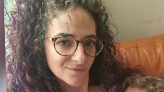 "Todas deberían hacerlo": amamanta a su hijo de 4 años y cuestiona la presión social