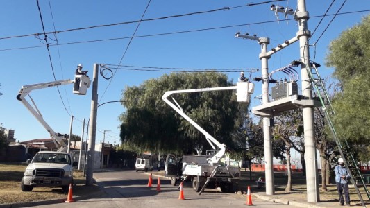 Apagón en Córdoba: Vuelve el servicio a los barrios afectados
