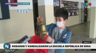 Robaron la campana y un alumno llevó la de su abuela