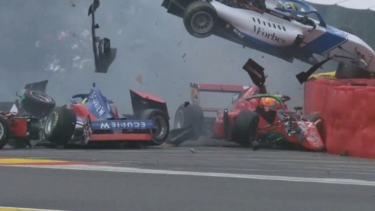 Video: Impresionante choque en la W Series en Portugal