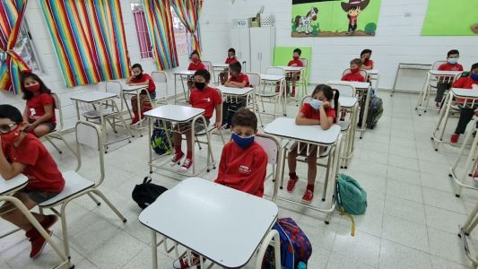 Presencialidad plena en las aulas: riesgos y beneficios