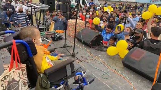 Lázaro "León", el niño que tiene cáncer terminal, ya está en Tucumán: “Su único deseo era volver"