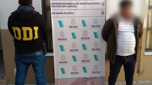 No tenía para pagar el pasaje del colectivo, agredió al chofer y quedó preso