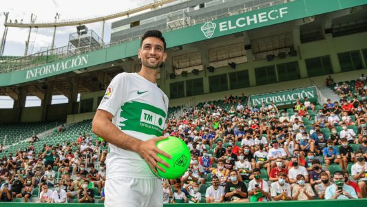 Pastore volvió a recordar que se retirará en Talleres