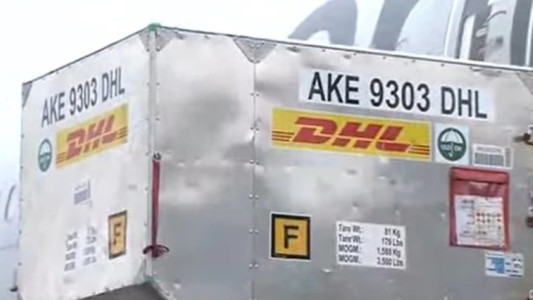 Llegó al país el primer lote de Pfizer con 100 mil vacunas contra el coronavirus