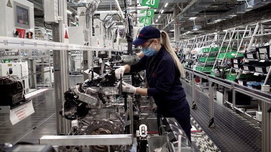 Programa de empleo para mujeres de 25 años