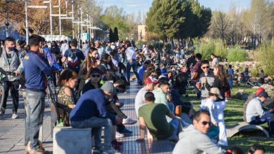 Nuevas flexibilizaciones en la ciudad de Córdoba: Vuelven los boliches, los eventos masivos y se extiende la nocturnidad