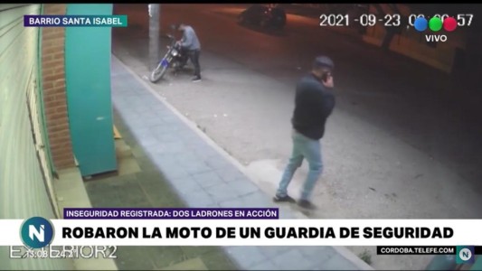 Video indignante: Robaron la moto de un guardia de seguridad en segundos