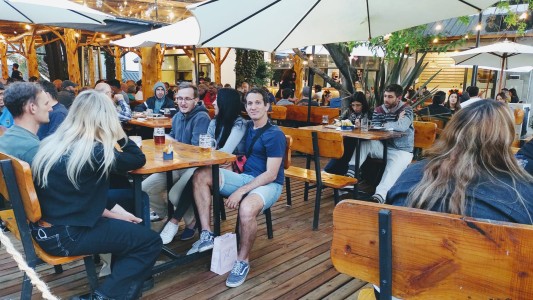 Videos y Fotos: finde largo repleto de turistas en Córdoba