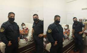 Policías realizaban un allanamiento y terminaron asistiendo un parto