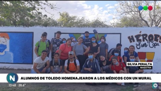 Alumnos de una escuela de Toledo homenajearon al personal de salud