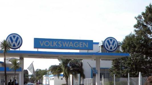 Volkswagen frena la producción por 50 días