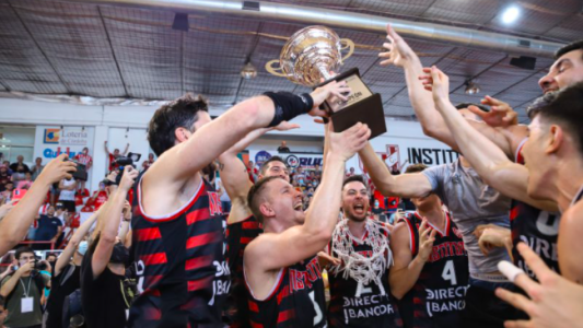 Fiesta en Alta Córdoba: Instituto se consagró campeón del Súper 20