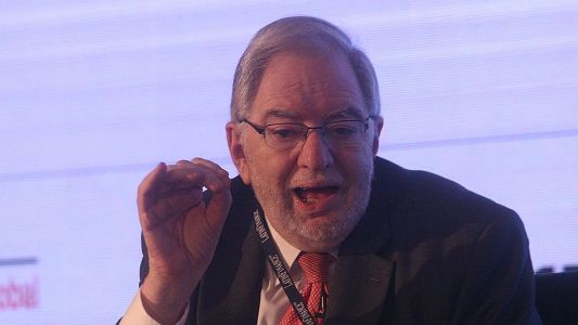 Un ex integrante del FMI explica la dura negociación de Argentina