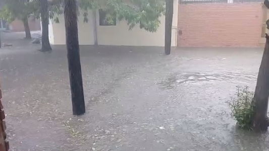 Indignación de los vecinos de barrio Alberdi y Villa Páez tras el temporal