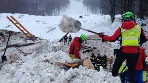 Encuentran en cadena montañosa restos de esquiador desaparecido hace 40 años en EEUU