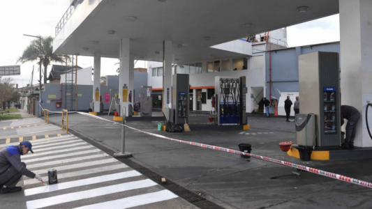 Por repetidas balaceras, las estaciones de servicio de Rosario cerrarán a la madrugada este fin de semana