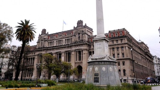 Dispusieron un 5 % de aumento para los judiciales: acumulan un 55% en el año