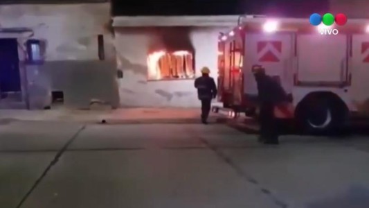 Una casa fue consumida por las llamas en barrio San Vicente