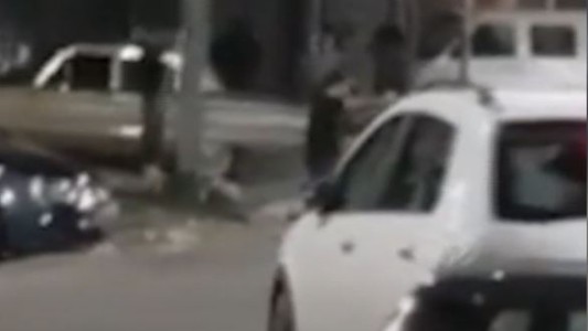 Video: A los tiros en una zona de boliches de Laferrere
