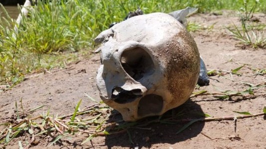 Misterio en Villa María: Encontraron un cráneo a la vera del río