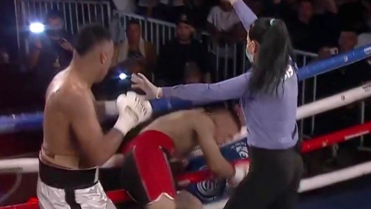 El policía noqueó al preso bahiense en el primer “asalto” y fue a cargarlo