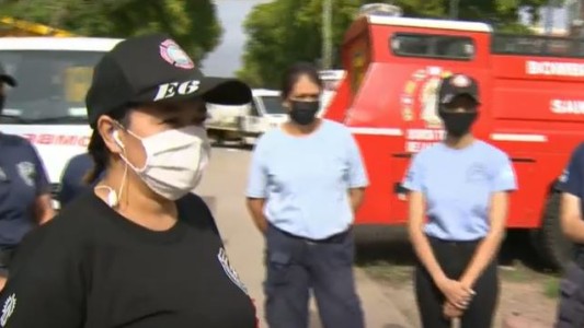 Bomberas voluntarias del barrio 1-11-14: "Entrenamos en la villa para saber cómo llegar a las viviendas"