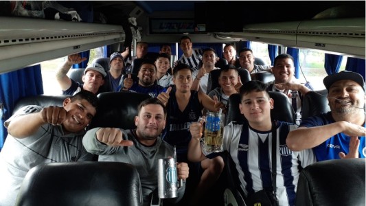Galería de fotos: así esperan los hinchas de Talleres la gran final de la Copa Argentina