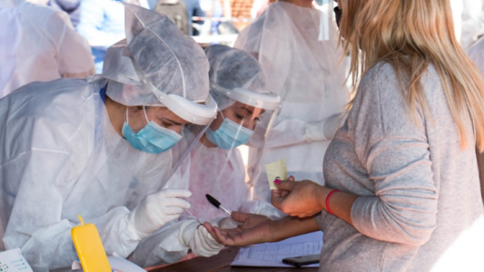 Covid-19: atentos a la evolución de la variante Ómicron, siguen los operativos preventivos