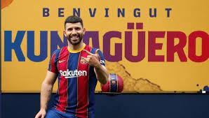 El Barça confirmó que el Kun Agüero explicará su futuro