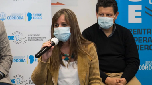 Contagios Covid en egresos: 9 de 10 tenían las dos vacunas