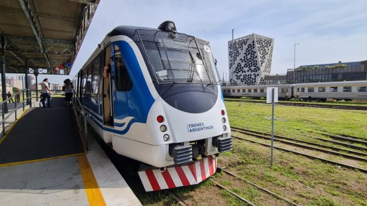 Comenzó a funcionar en Córdoba el Tren Metropolitano