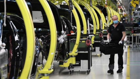 El aumento de casos preocupa a los industriales, la ausencia de personal lleva mínimo 10 días