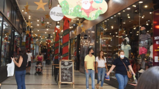 Es alto el movimiento de ventas navideñas