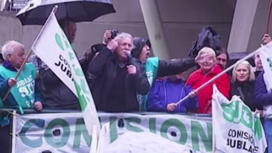 Rubén Daniele: Mestre lo jubiló por decreto, el TSJ anuló esa decisión y el sindicalista vuelve por más