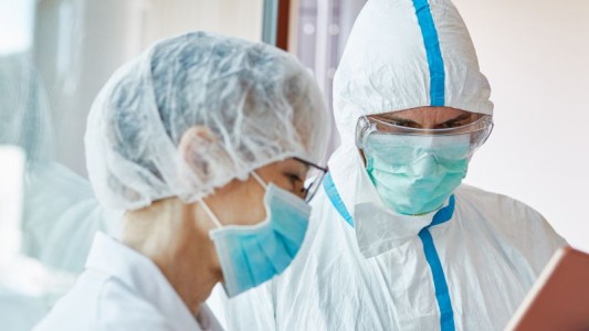 Médicos argentinos descubrieron un novedoso tratamiento para pacientes graves de COVID-19