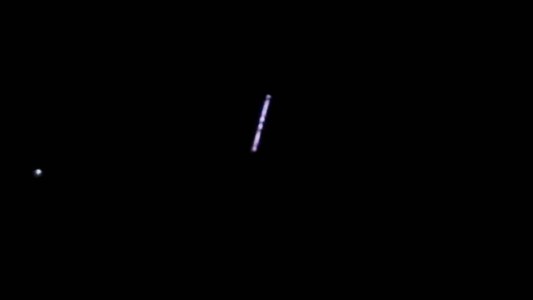 ¿OVNIS en el cielo?: Conocé los detalles de las luces que se vieron en el cielo