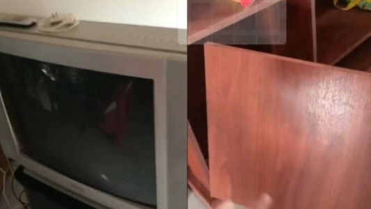 "Cine de terror incluido": indignado, mostró la casa que alquiló en la costa a $100.000 por una semana