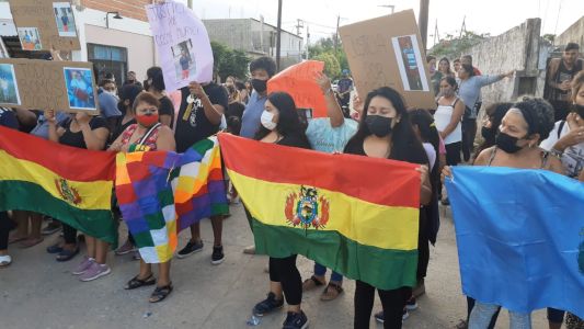 Vecinos de Villa El Libertador reclaman justicia por el atropellado por motochorros