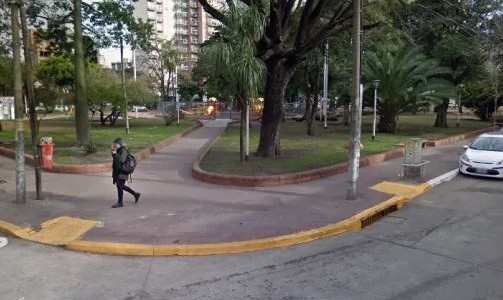 Tiroteo en Ramos Mejía: delincuentes balearon a un policía al que intentaron robarle el auto