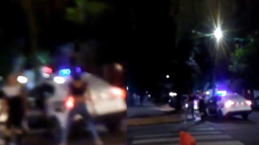 Adolescente atacó a una moza acusándola de "robanovios"